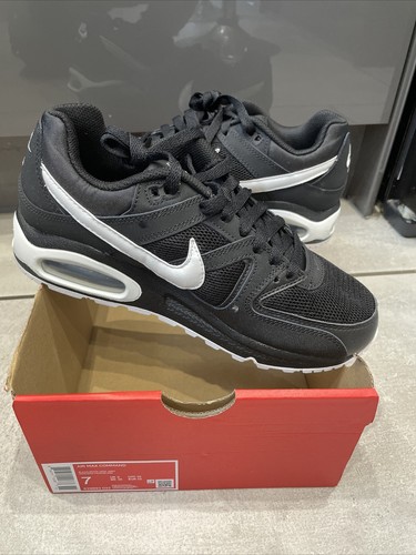 black air max command trainers