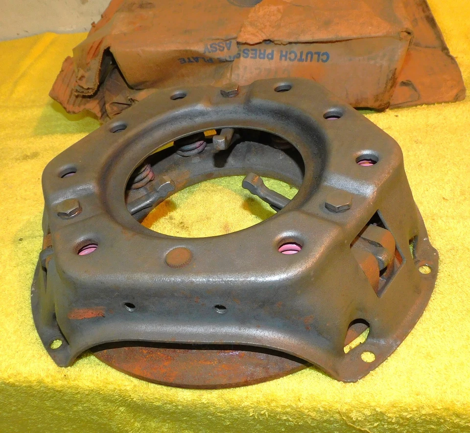 Mustang GT 1964-1970 Shelby Cougar Nuevo de Lote Antiguo 289 Hipo Boss 302 embrague placa de presión Foto 4 de 4