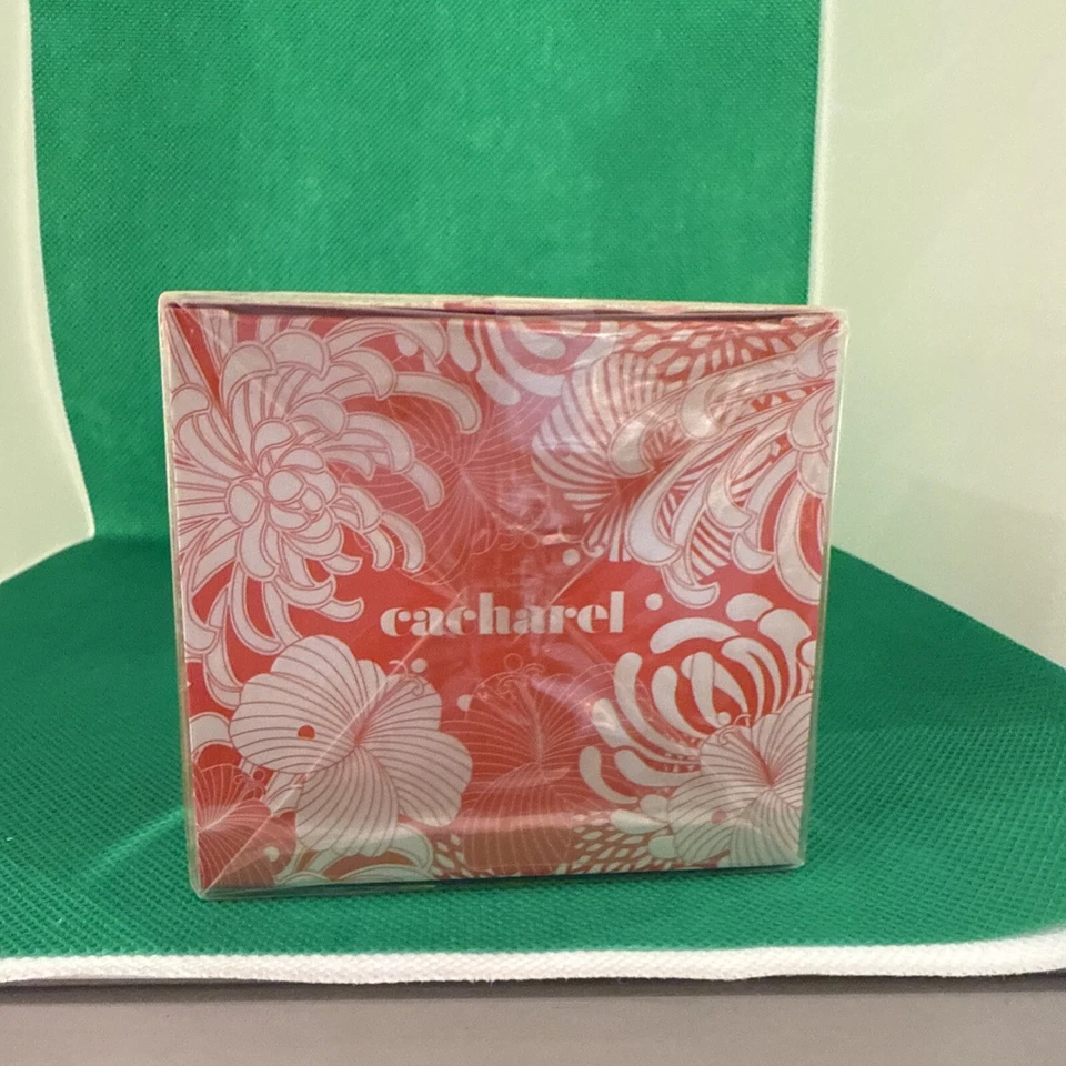 Scarlett By Cacharel Para Mujer EDT Perfume Spray 2.7oz/80ml Nuevo Caja Abierta Foto 3 de 3