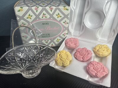 Vintage NOS AVON Flower Basket Soap Dish W/ 5 Hostess Soaps