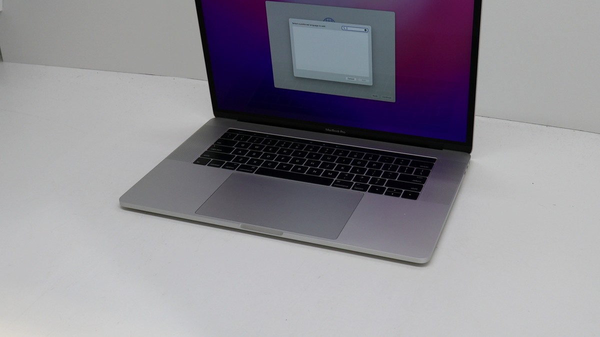 Apple MacBook Pro 15 Apple MacBook Pro 15