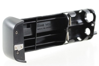 Nikon MS-11 Battery Holder Batteriefachadapter Batteriefach Akkufach f. MB-10