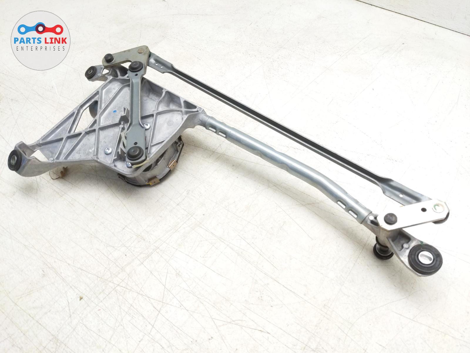 2016-20 BENTLEY BENTAYGA FRONT WIPER MOTOR WINDSHIELD LINKAGE ASSEMBLY 636 OEM