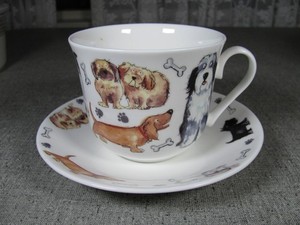 Roy Kirkham Fine Bone China Dogs Tales 14 oz Cup & Saucer England 2012 MINT