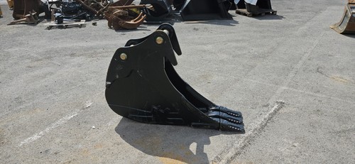 300mm Digging Bucket w/ 65mm Pins - Unused - Price £875.00 + VAT @ 20% - C326 - Picture 7 of 8