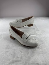 Clarks Juliet Aster Loafer Women's 5M Off White Leather Ultimate Comfort Padded