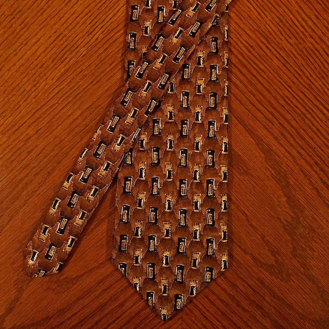 robert talbott Geometric Rectangular Tile Pattern… - image 3