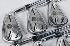 Wilson FG Tour V6 Irons / 4-PW / Stiff Flex Steel Shafts