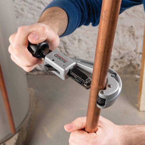 151 Quick Acting Tubing Cutter - Compact 1-5/8" Cutting Solution for Experts - Picture 12 of 13