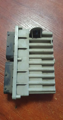 OPEL VECTRA B 36 2.0 DTI 16V Lüfterrelais 09131731 252618 2.0 74kw