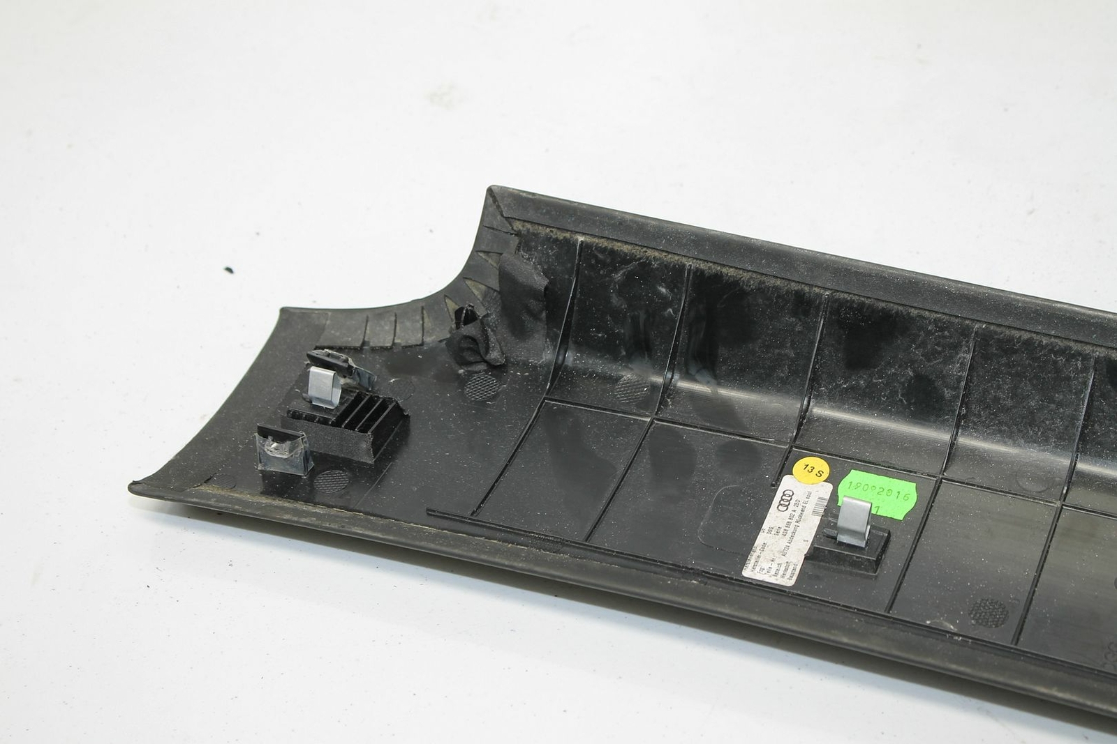 16-21 AUDI R8 V10 PLUS OEM REAR UPPER INTERIOR PANEL SEAT SHELF BLACK 4S88668802
