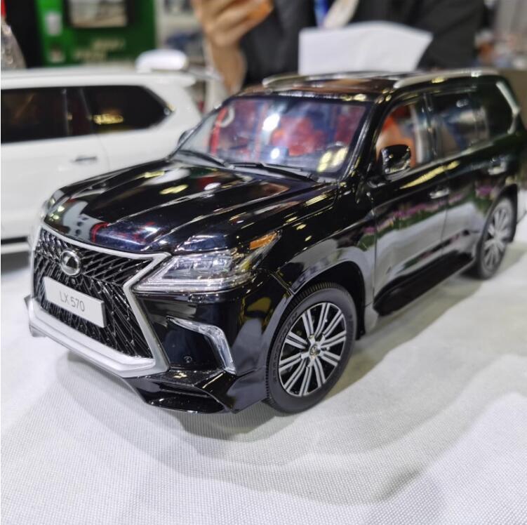 レクサス LX570 ブラック LEXUS 1/18 1/18 Kyosho Lexus LX570 (Black) Diecast Car Model