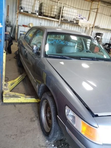 Rotor de frenos traseros compatible con 99-02 CROWN VICTORIA 1985160 Foto 2 de 4