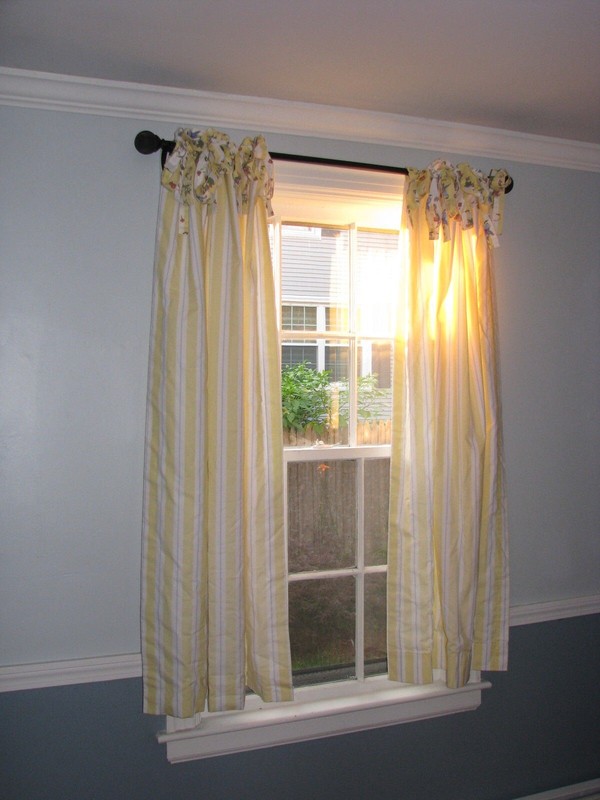Children's curtains and bedskirt - Yellow and White with Bunny Rabbit Motif