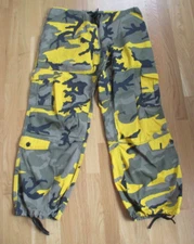 MEN'S ROTHCO TACTICAL CAMO PANTS SIZE MEDIUM