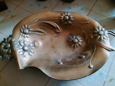 belle corbeille laiton ? a decor de marguerite /plat plateau table objet vitrine - Photo 1/4