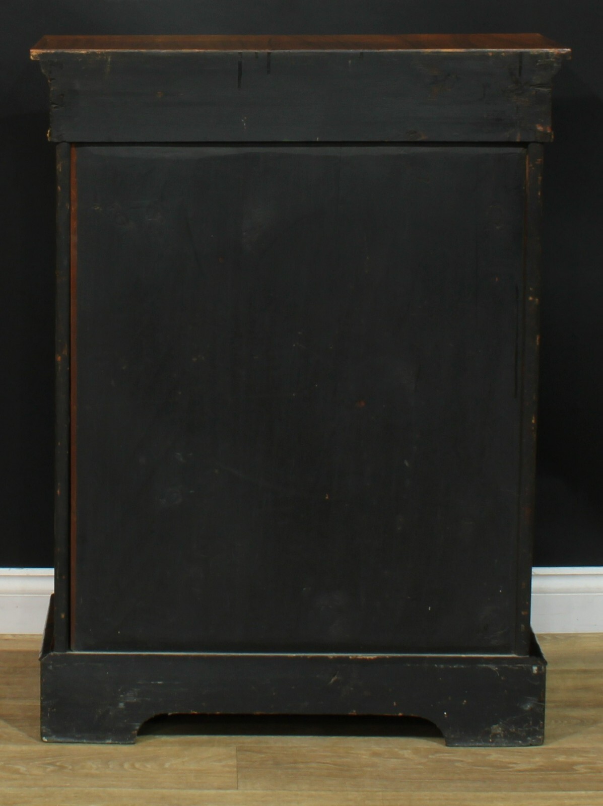 Picture 4 of 4