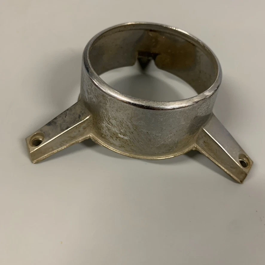 Ford Crestline 1952 Sunliner luz trasera moldura cromada emparejada Foto 3 de 4