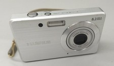 Digital Camera Model FINEPIX J10 FUJIFILM