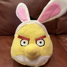 RARE Angry Birds 11  Yellow Chuck Bird Easter Bunny Plush Commonwealth No Sound