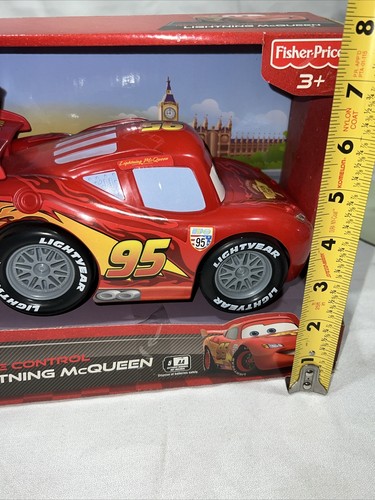 Disney Parks Fisher Price 2011 Pixar Cars Lightening McQueen Remote Control Car - Picture 13 of 13