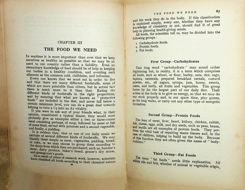 Daily Express War Time Cookery Book Recipes 1939 scarce economical WWII home fro - Picture 8 of 13