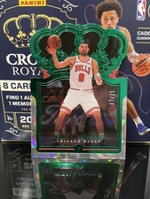 2021-22 Panini Crown Royale Nikola Vucevic Green Cracked Ice Chicago Bulls #59