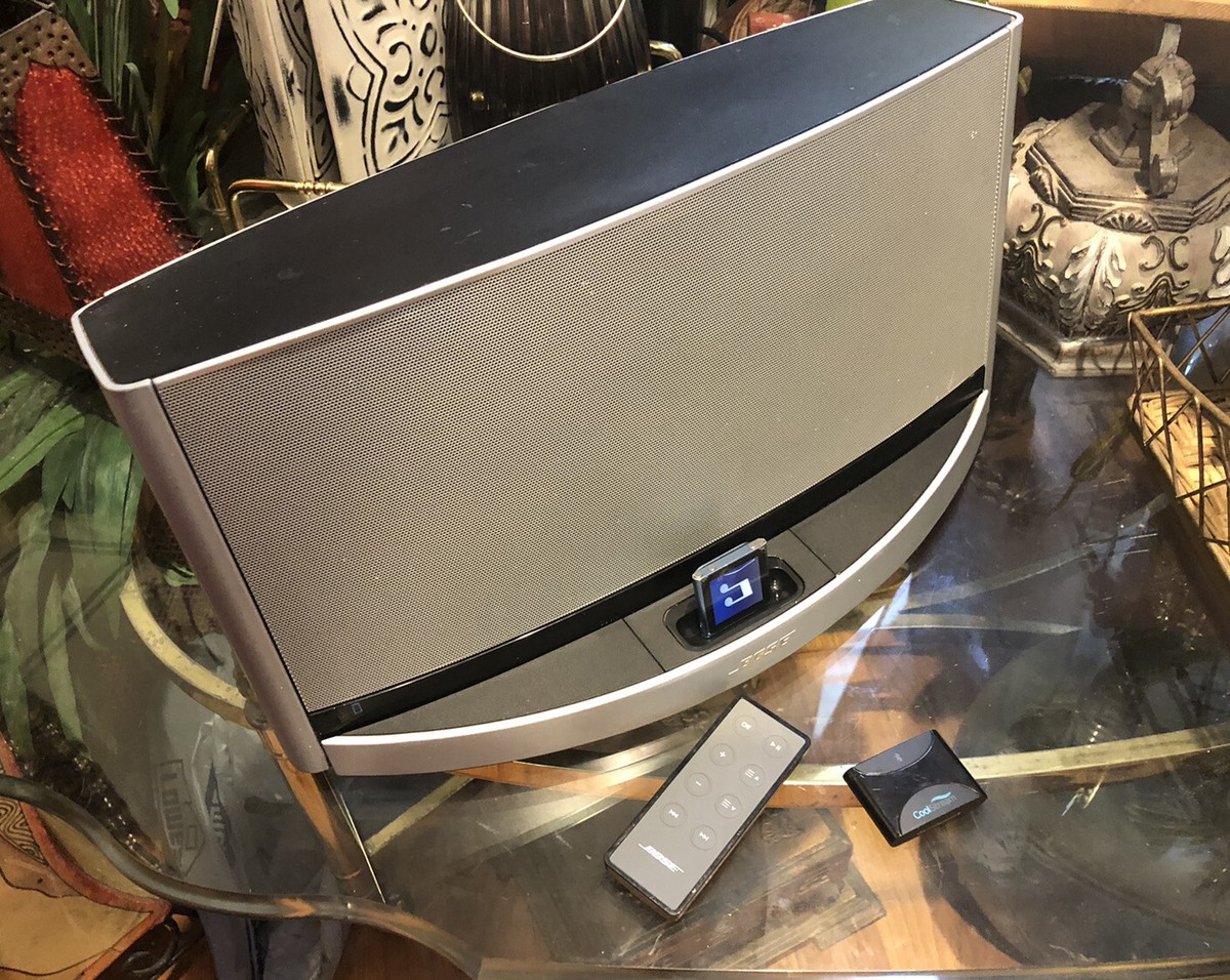 BOSE SoundDock 10 Speaker System For 30 Pin W Bluetooth Bose BOSE SoundDock 10 Speaker System For 30 Pin W Bluetooth Bose