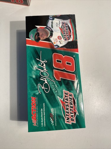 Action 2004 #18 INTERSTATE BATTERIES CHEVY MONTE CARLO BOBBY LABONTE 1/24 Used - Picture 8 of 12
