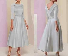 Mother of the Bride Dress Plus Size Elegant Bateau Neck Crystal Sash Tea Length