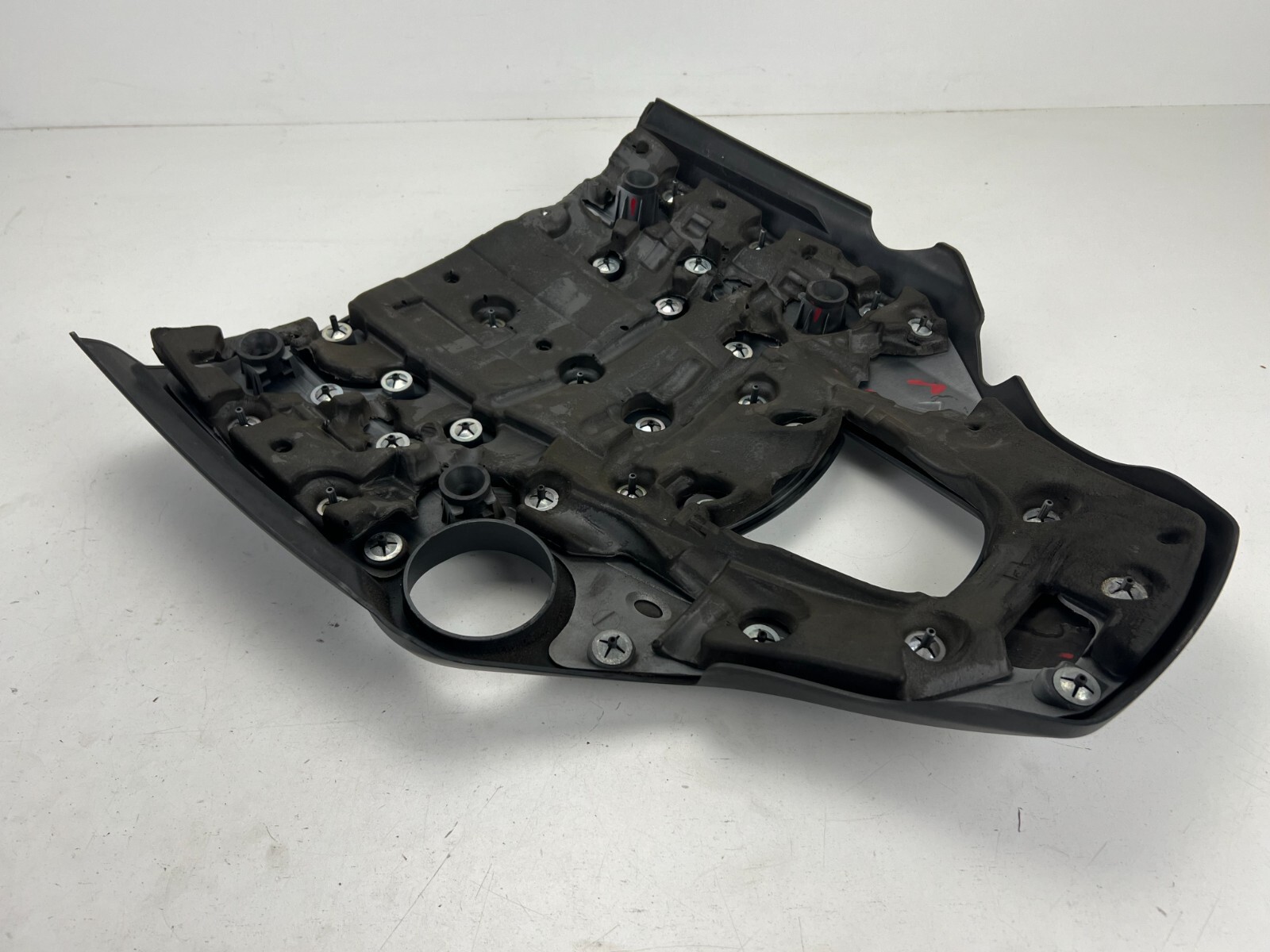 2014-2019 MASERATI GHIBLI ENGINE MOTOR APPEARANCE TOP COVER OEM