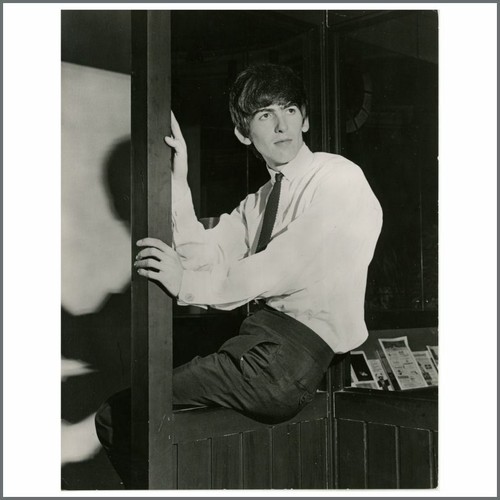 George Harrison Portrait Leslie Bryce Vintage Photograph (UK)