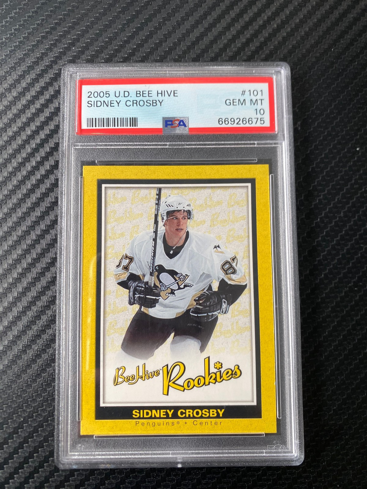 2005 Upper Deck Bee Hive Sidney Crosby Bee Hive Rookies #101 PSA 10