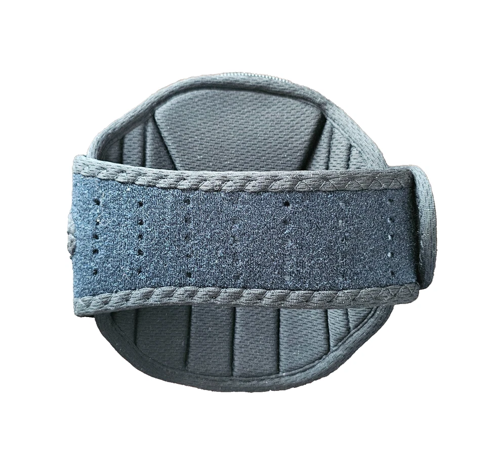 Armpocket The Ultimate Armband Running/Sports Case fits up to 5" phone Med Strap - Image 4 of 4