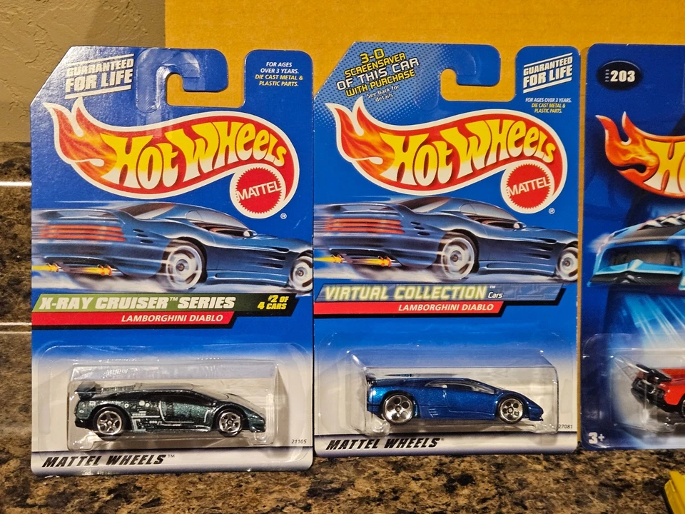Hot Wheels Lot of 5 Lamborghini Diablo Variation Final Run Virtual X-Ray Yellow - Image 2 of 3