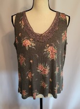 Women's Floral Crochet Tank Top Gray Buttons Maurices size L Lace Hem