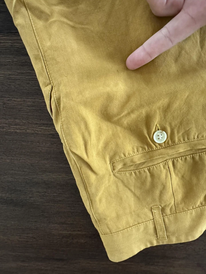 Pantalones Cortos Byblos Para Mujer XL 36 Amarillo Mostaza Plisado Frontal Hecho en Italia 54 Foto 4 de 4