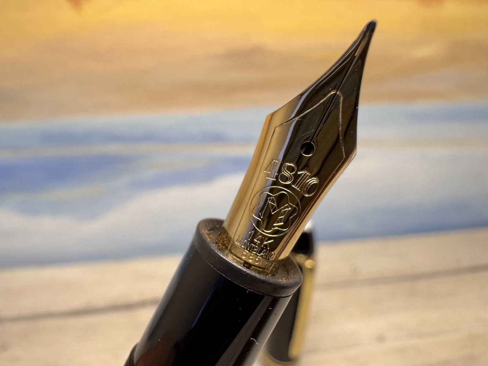 Vintage MONTBLANC Meisterstuck Black & Gold No 146 Fountain Pen