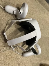Oculus Quest2 All-in-One VR Gaming Headset White, 128GB, 2 Controllers