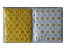 New 25 Daisies Craft Bonnet Decoration White Yellow Easter Daisies Egg Gift