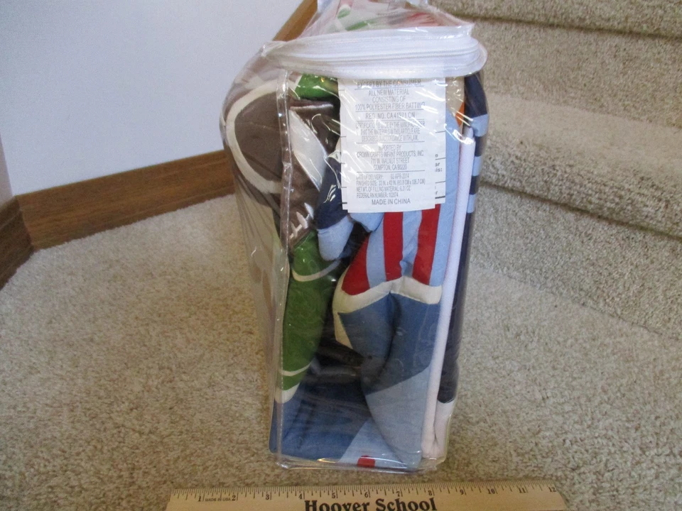 Juego de 4 piezas de ropa de cama para cuna edredón sábana con volantes felpa Little Bedding By NoJo nuevo Foto 4 de 4