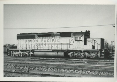#ad Union Pacific 3000hp DRS SD40 2 #3284 Proviso IL Train Photo $6.00