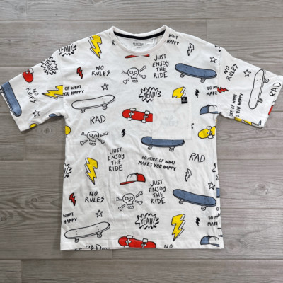 Reserved Eco Aware Short Sleeve Skate Printed White t-shirt Size S/M 100% Cotton