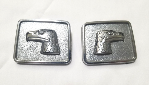 1980-87 AMC EAGLE ROOF PILLAR SAIL PANEL BADGES PAIR (2) R&L #3737690 & #3737691 - Bild 2 von 9