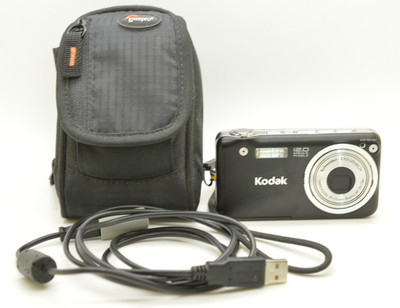 Kodak EasyShare V1253 12MP Point & Shoot Camera Black 3x Zoom USB Charger Cord