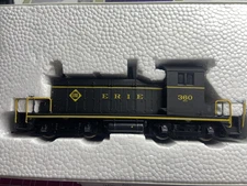HO Scale New Walthers EMD SW-1 Diesel Loco Erie 932-1367