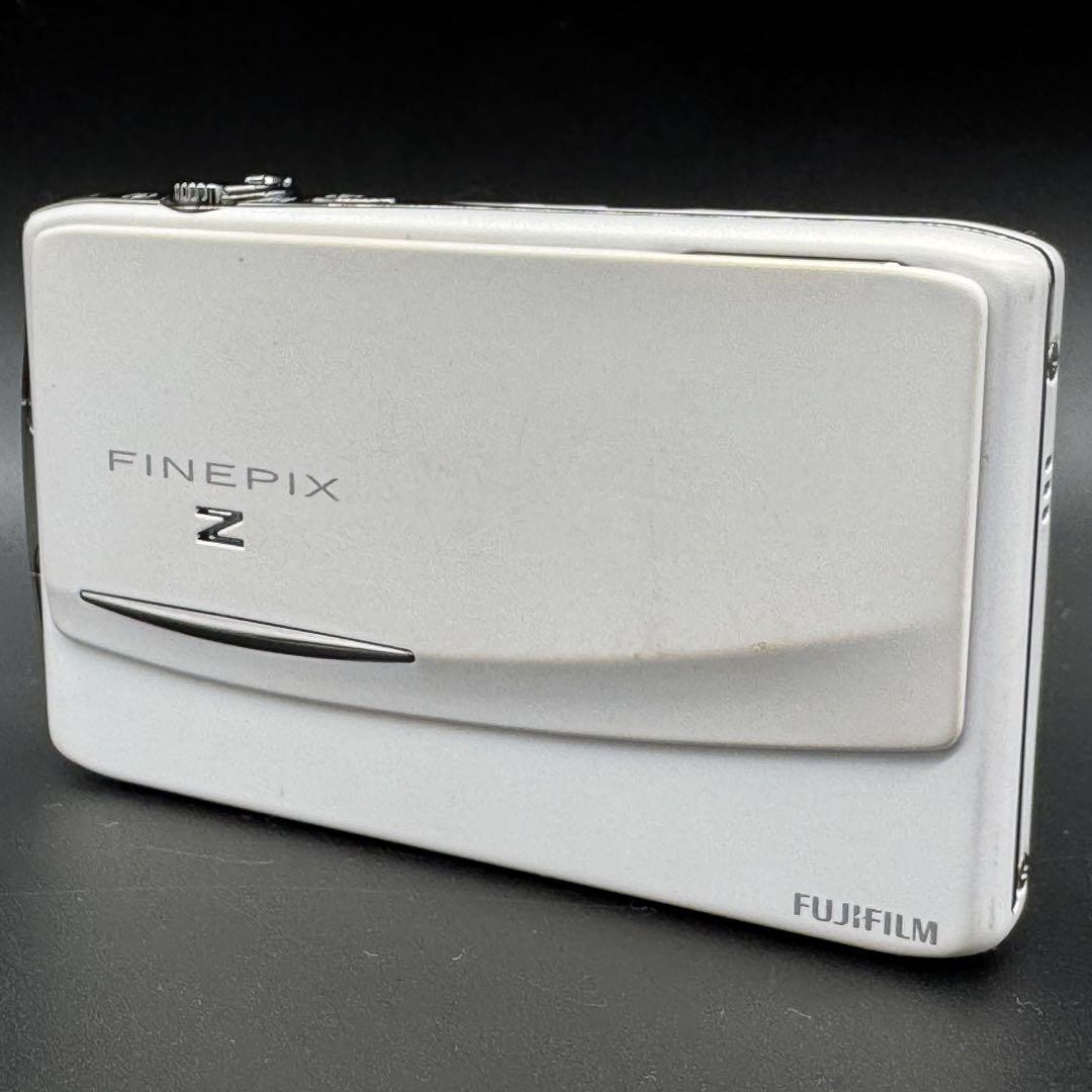 【美品】デジカメFINEPIX Z950EXR ホワイト Amazon | FUJIFILM デジタルカメラ FinePix Z950EXR ホワイト