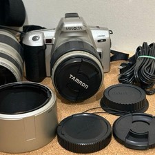 MINOLTA α 360si Spiegelreflexkamera mit zwei TAMRON Objektiven