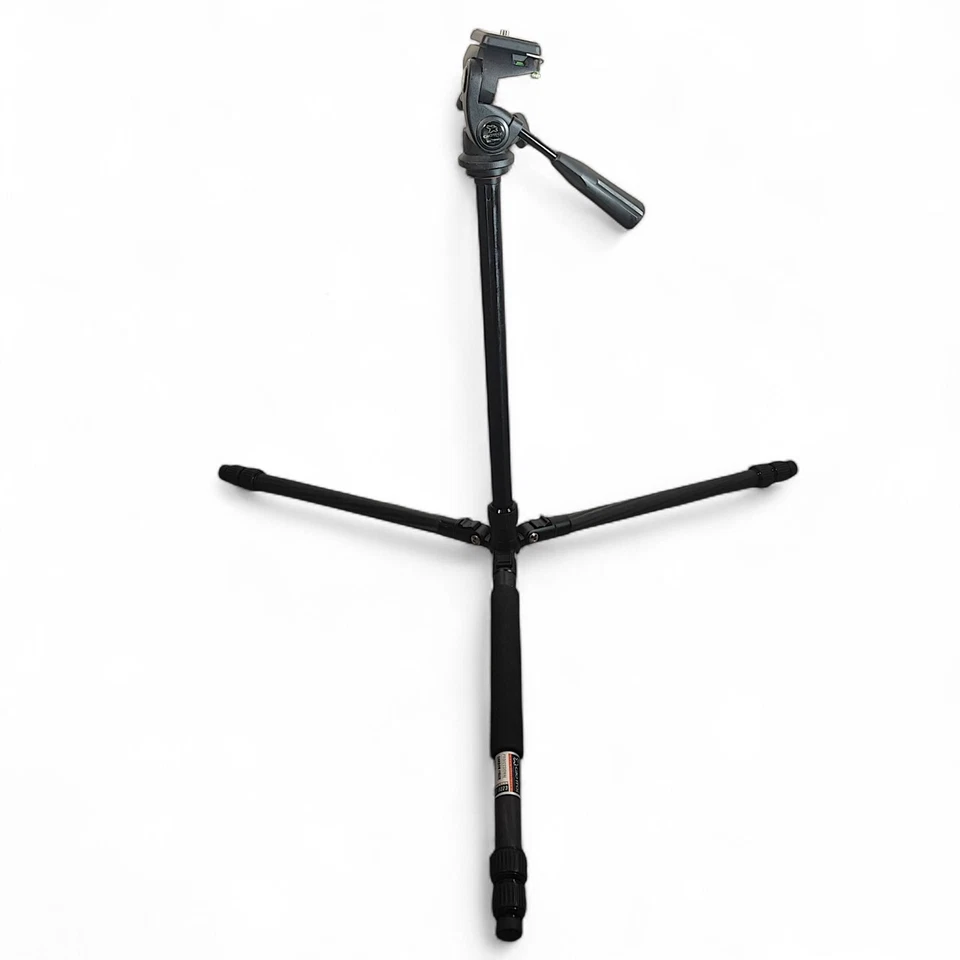 Giottos GT8223-5011N MH5011N Black Carbon Fibre Travel Tripod 1.26kg , 54-158cm - Image 2 of 4