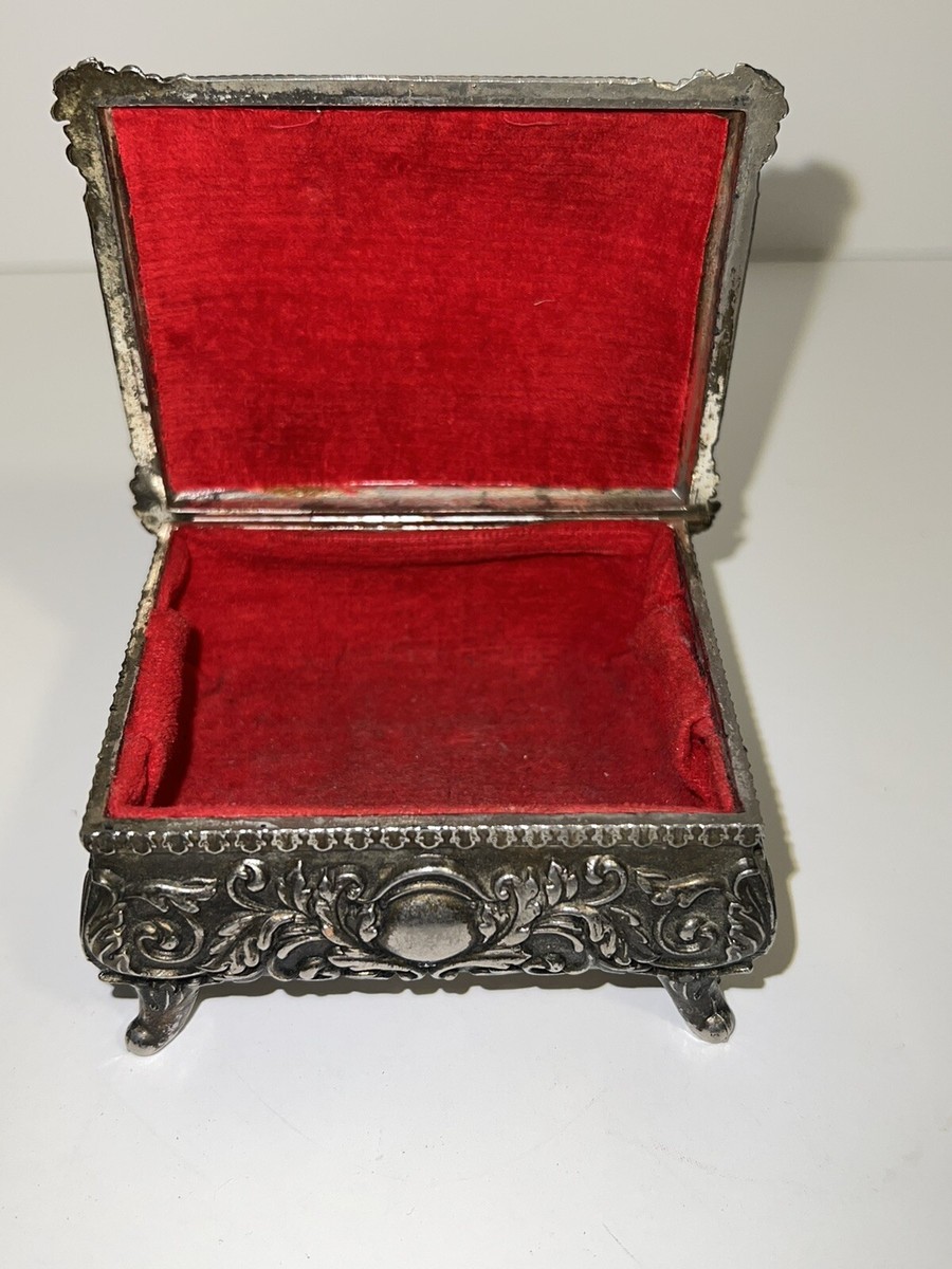 Vintage Trinket/Jewelry Box Silver Metal Colonial Scene Footed